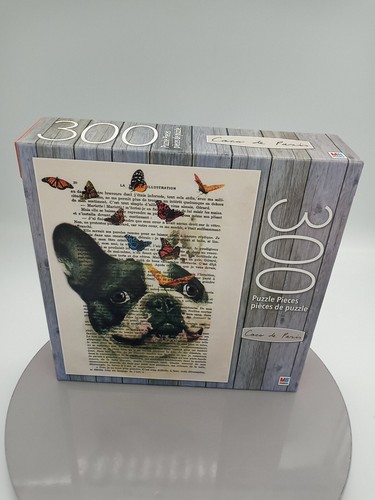 Bulldog con farfalle - farfalle, coco